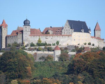 59-Teaser_1024px-Coburg-Veste4_Wikimedia_360x289